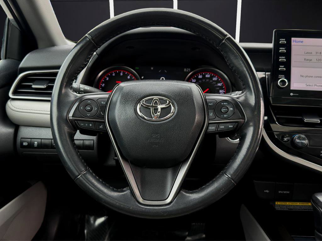 Used 2021 Toyota Camry XSE image 15