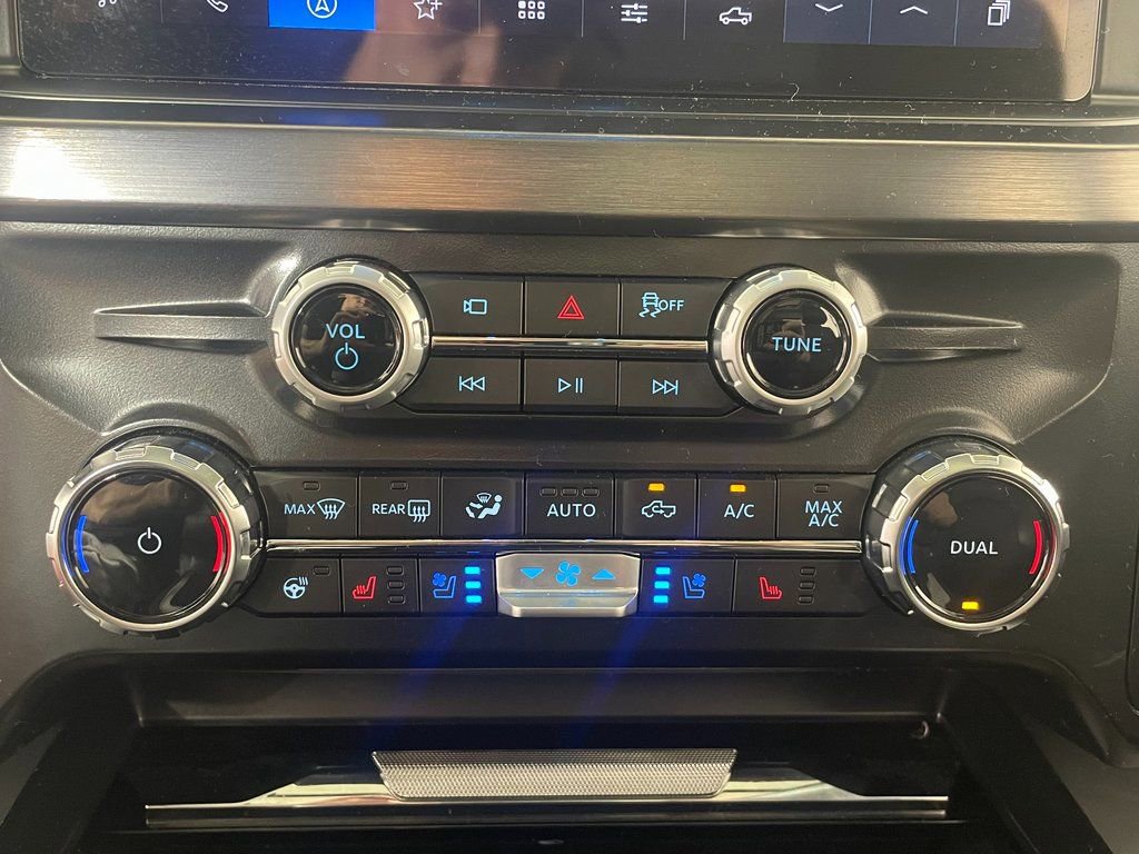 Used 2025 Ford F450 Lariat w/ Lariat Ultimate Package image 21