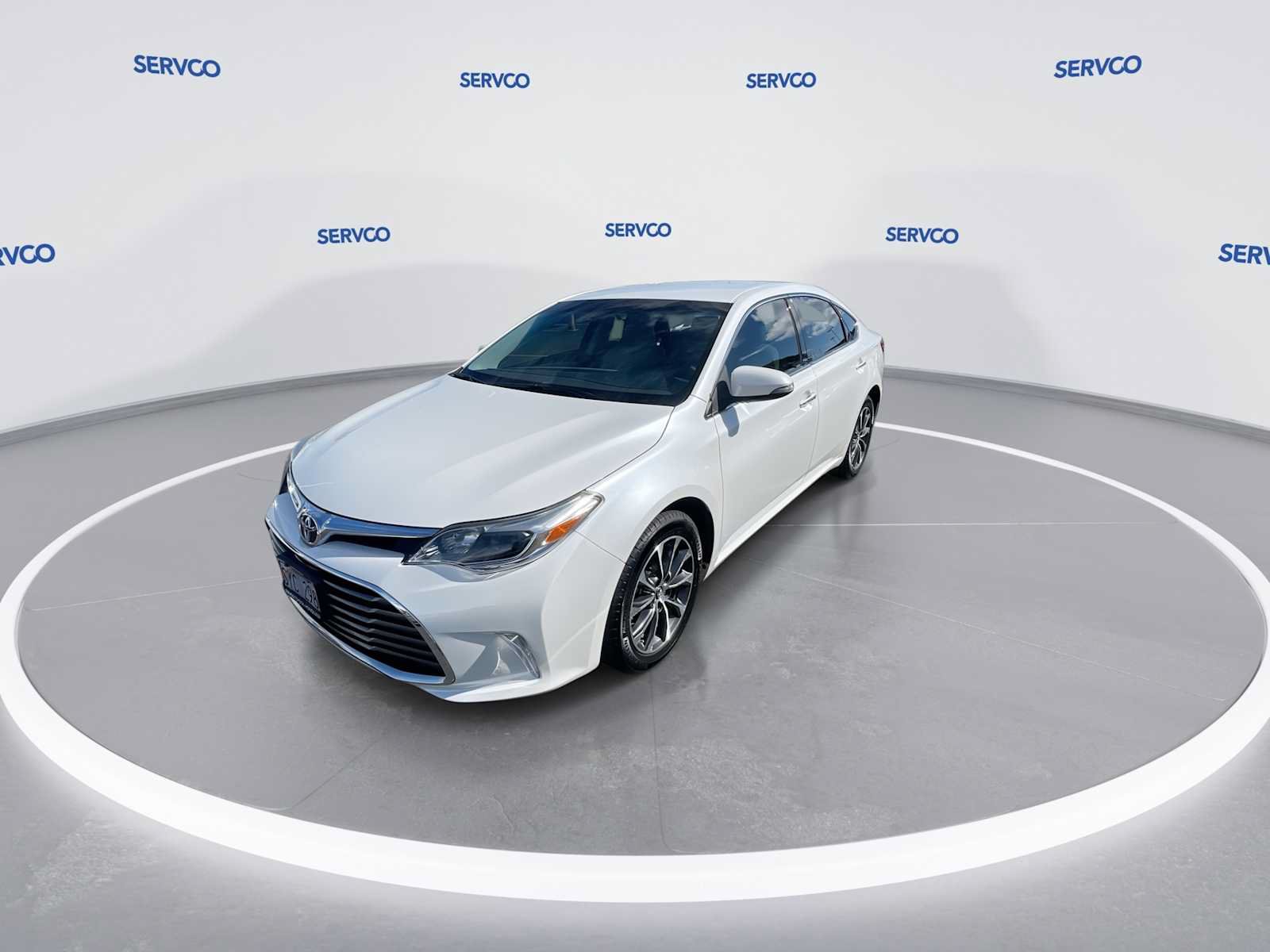 Used 2016 Toyota Avalon XLE FWD image 4