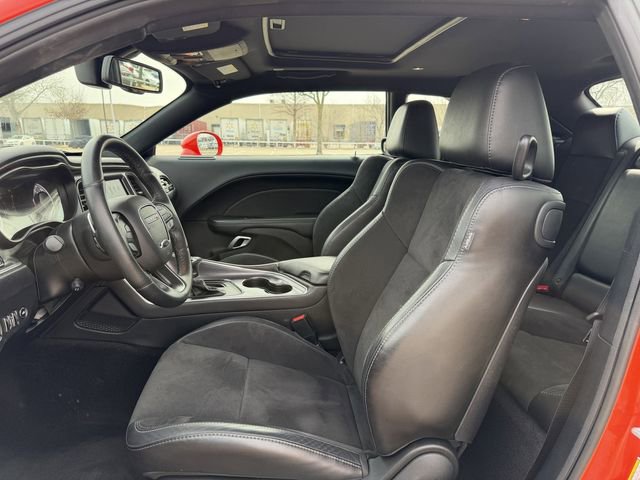 Used 2018 Dodge Challenger R/T Plus image 26