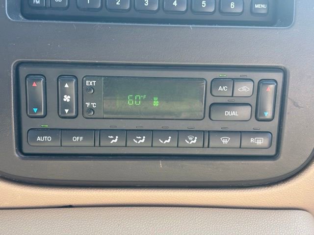 Used 2003 Ford Expedition Eddie Bauer AWD/4WD image 16