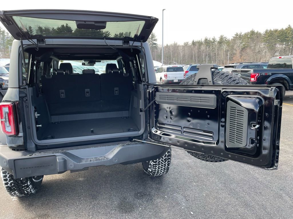 New 2025 Ford Bronco Outer Banks w/ Sasquatch Package image 23