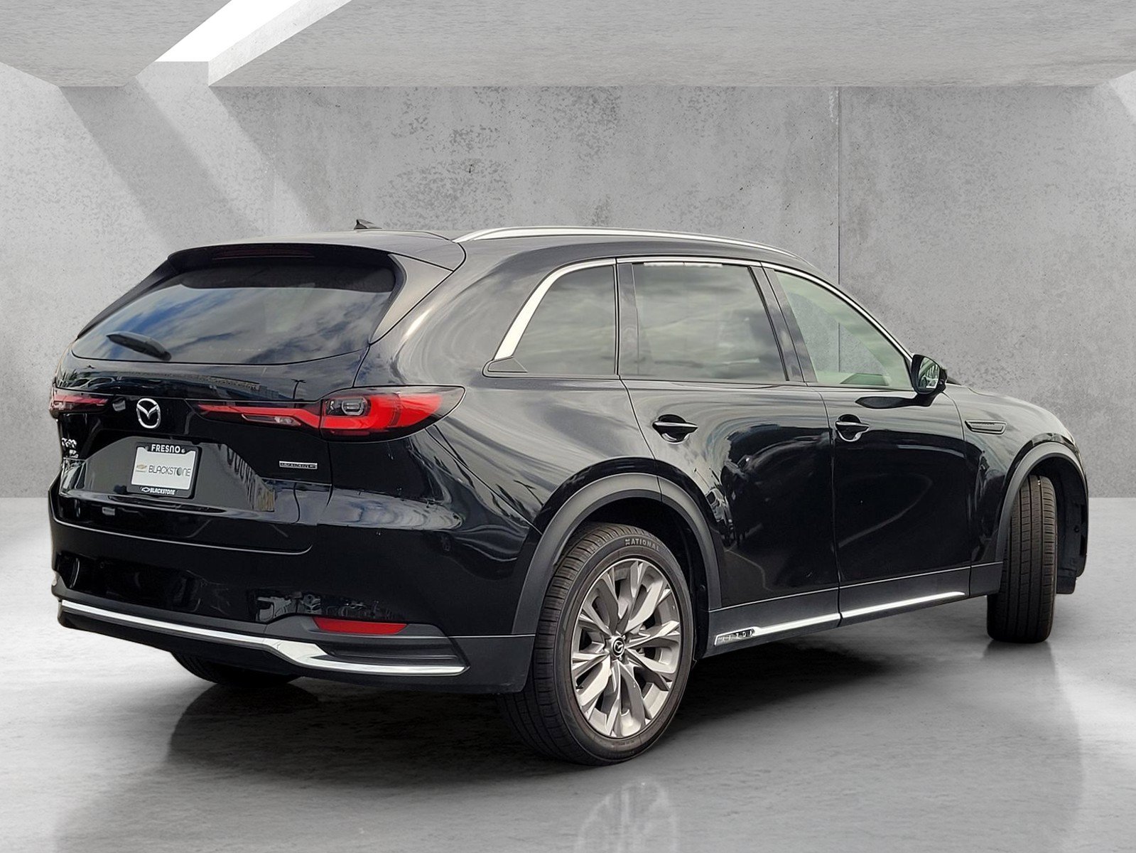 Used 2024 MAZDA CX-90 3.3 Turbo w/ Premium Package AWD/4WD image 4