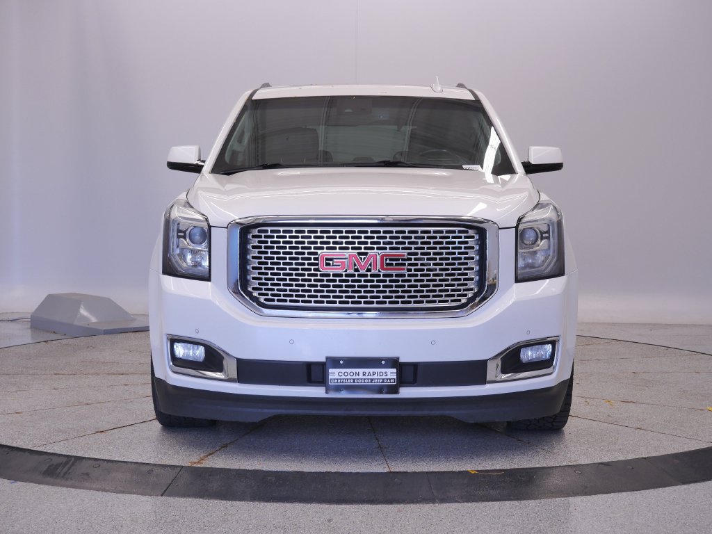 Used 2016 GMC Yukon Denali w/ Open Road Package AWD/4WD image 8