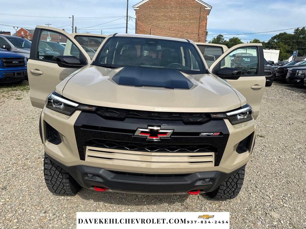 Used 2024 Chevrolet Colorado ZR2 AWD/4WD image 31