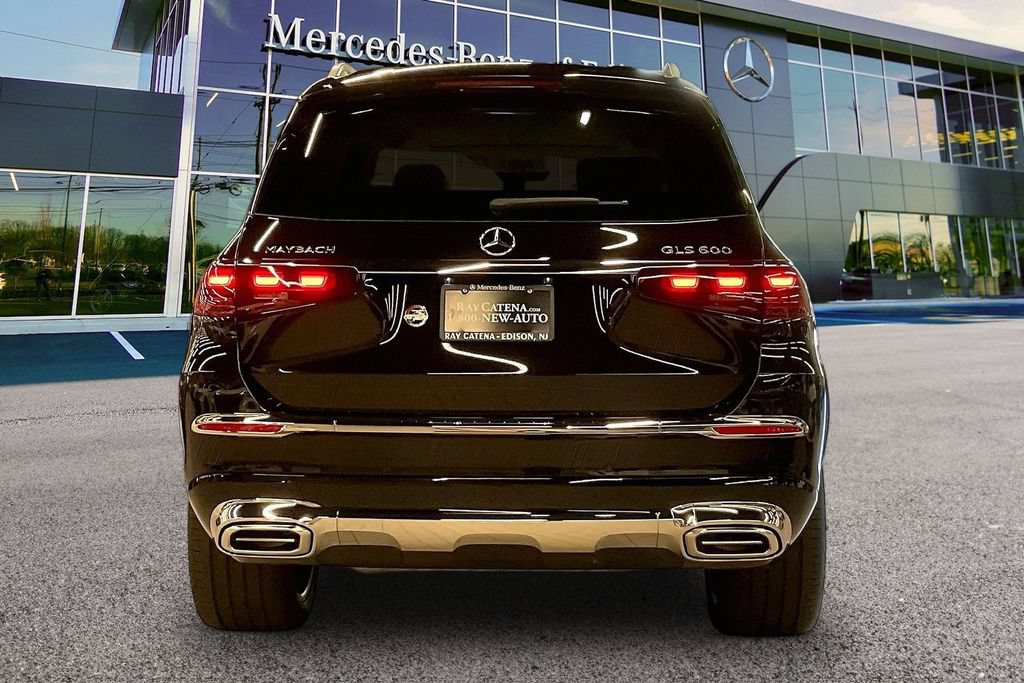 New 2026 Mercedes-Benz Maybach GLS 600 4MATIC image 4