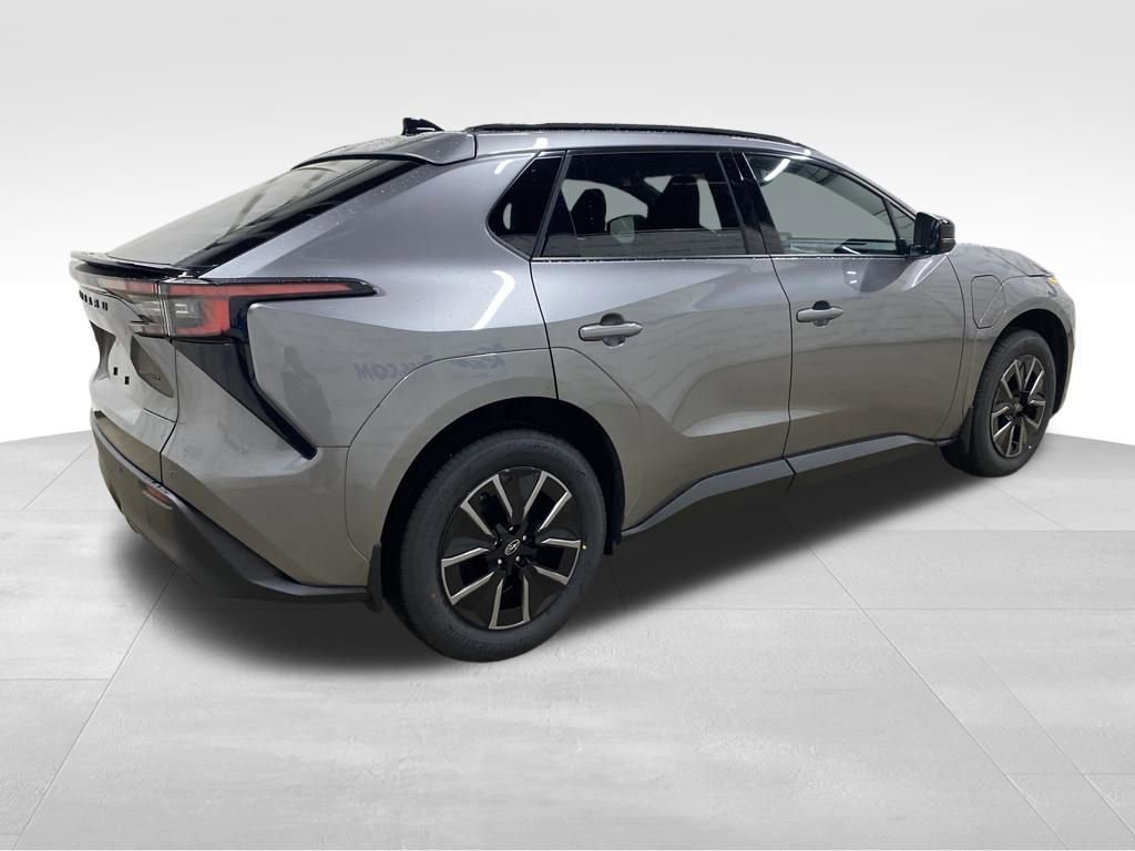 New 2026 Subaru Solterra AWD/4WD image 4