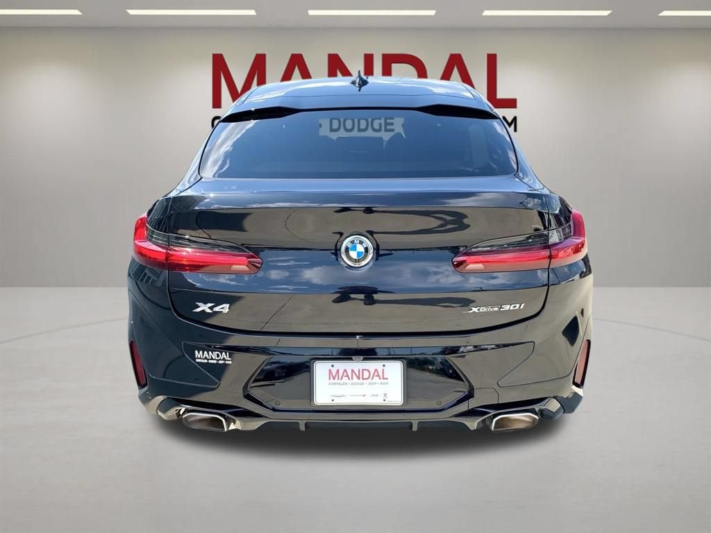 Used 2023 BMW X4 xDrive30i w/ M Sport Package AWD/4WD image 7