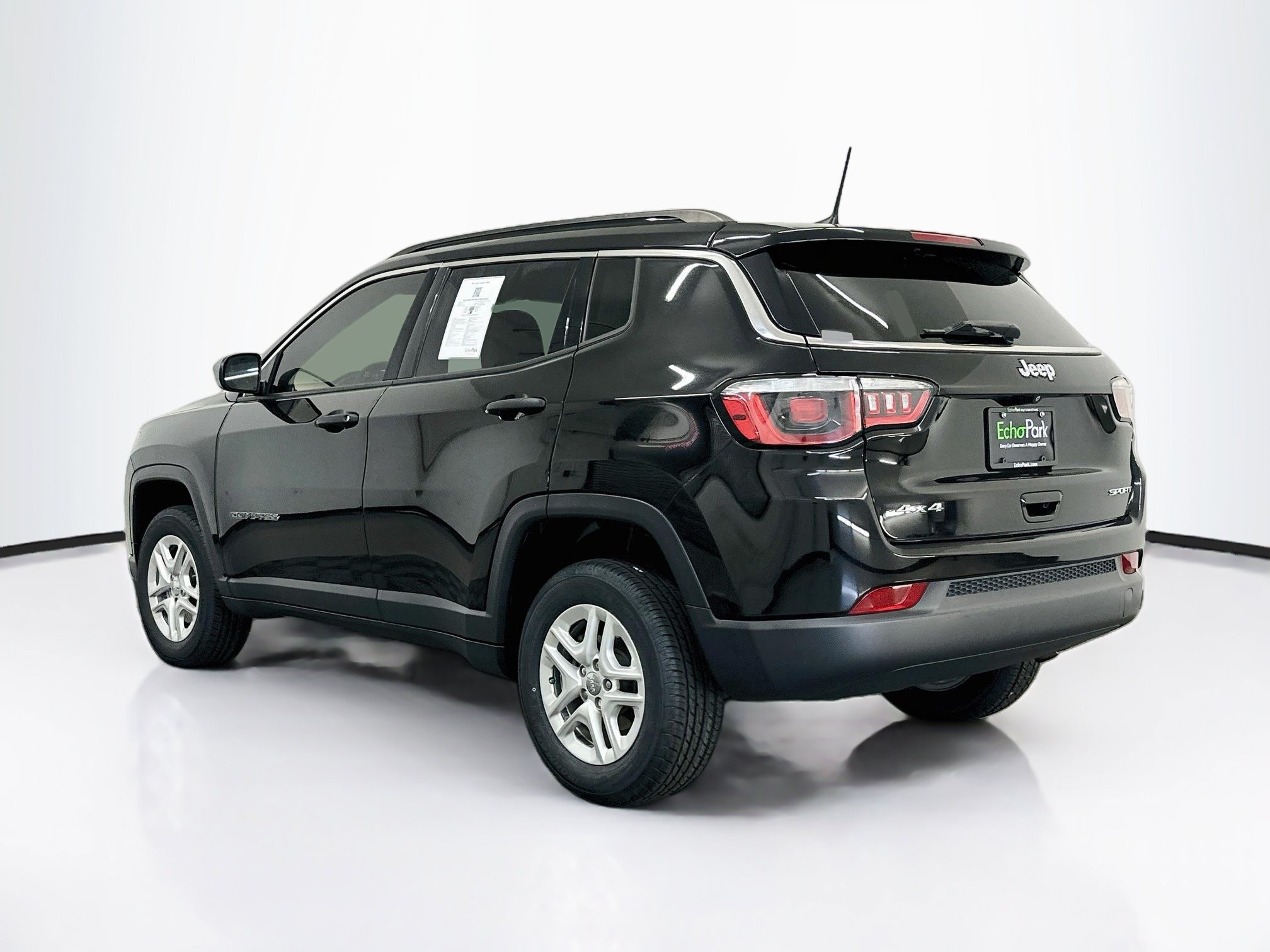 Used 2019 Jeep Compass Sport AWD/4WD image 5