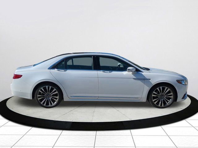 Used 2019 Lincoln Continental Reserve image 2