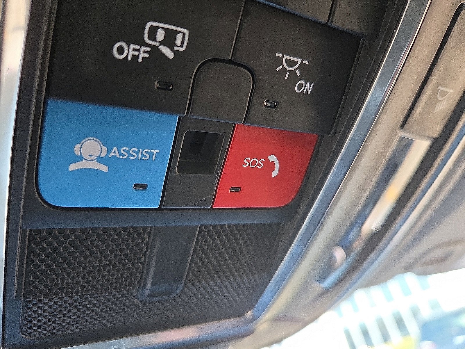 Used 2022 Jeep Grand Cherokee L Laredo w/ Luxury Tech Group I image 22