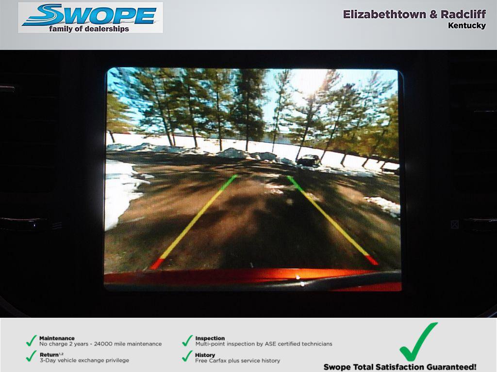 Certified 2021 Chrysler 300 Touring L image 21