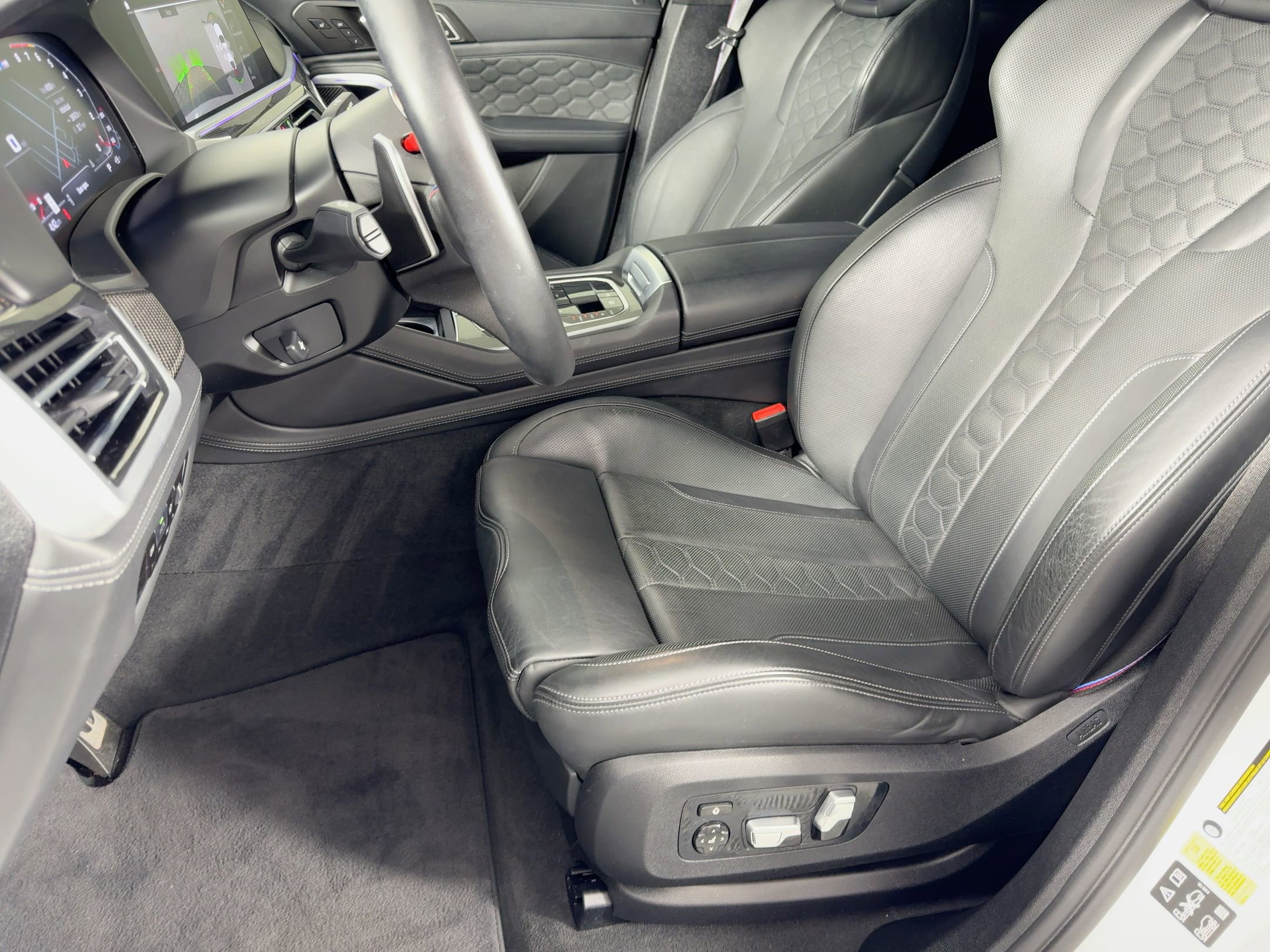 Used 2021 BMW X6 M w/ Competition Package image 5