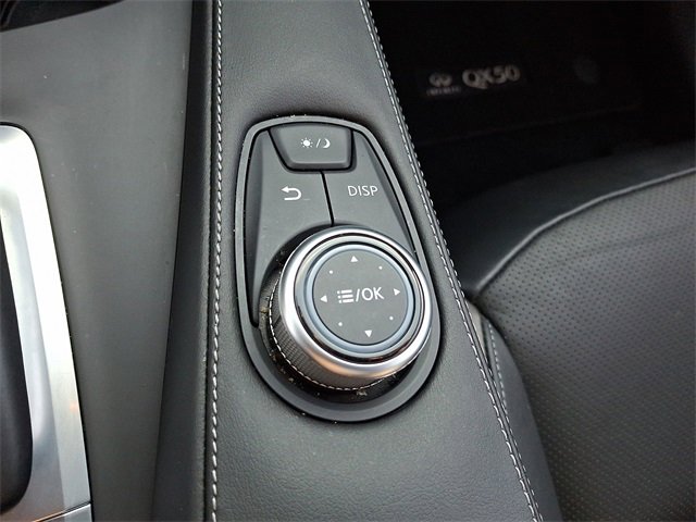 Used 2023 INFINITI QX50 Luxe image 25