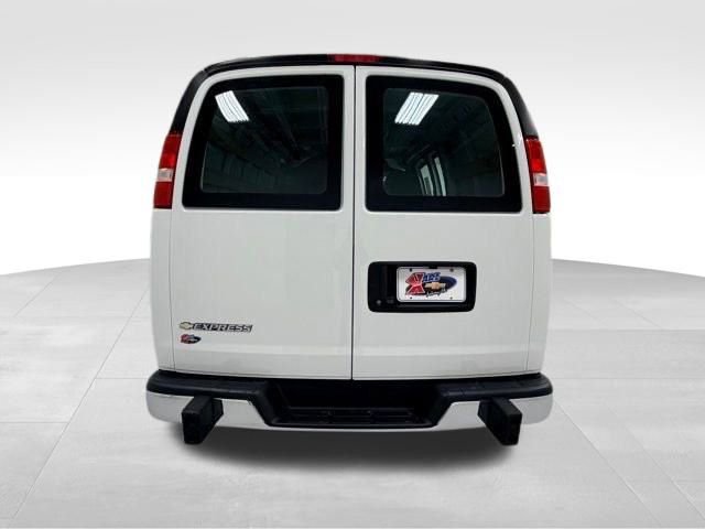 Certified 2024 Chevrolet Express 2500 w/ Driver Convenience Package image 4