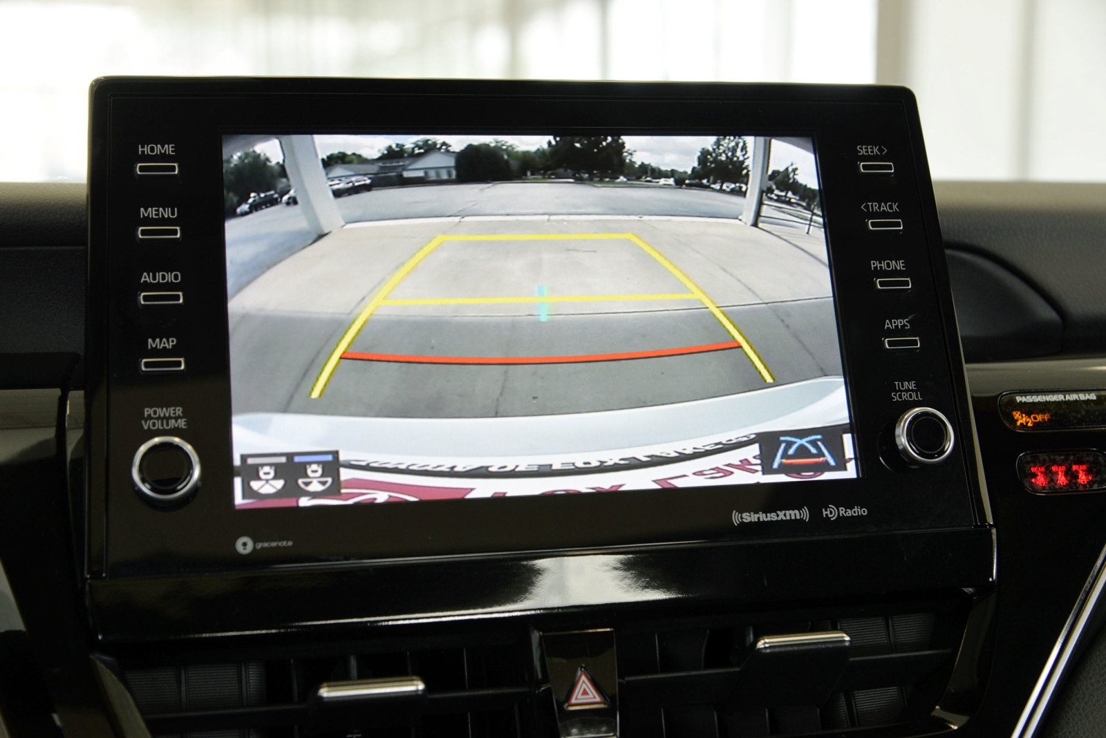 Used 2023 Toyota Camry XLE FWD image 17