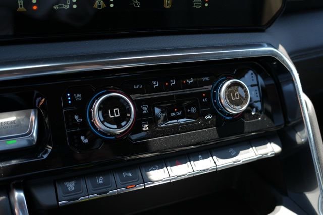 New 2025 GMC Sierra 2500 Denali w/ Denali Reserve Package image 12