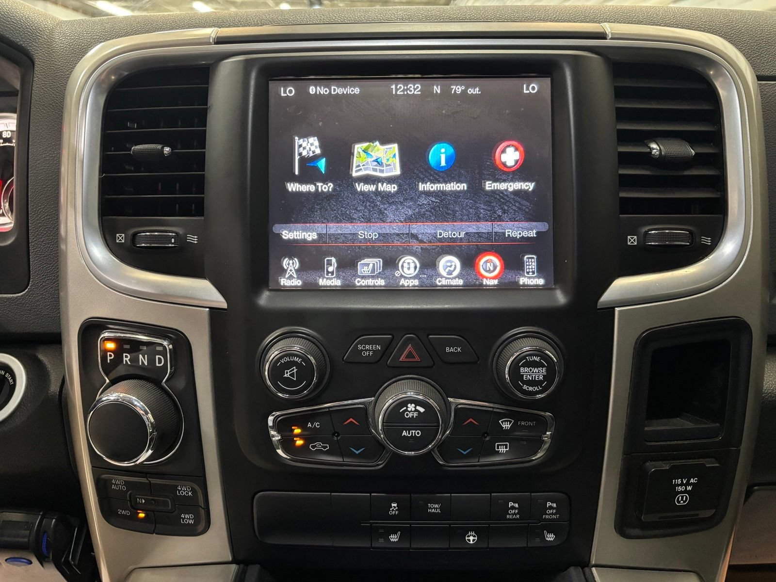 Used 2017 RAM 1500 Big Horn AWD/4WD image 18
