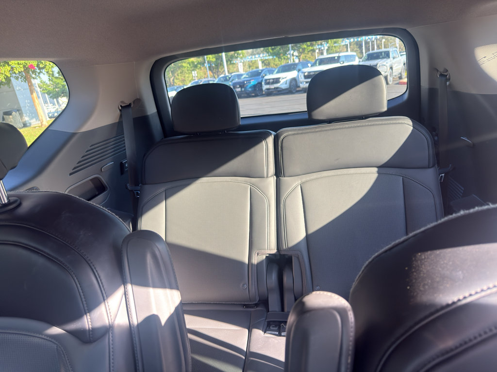 Used 2024 Kia EV9 Light Long Range RWD image 19