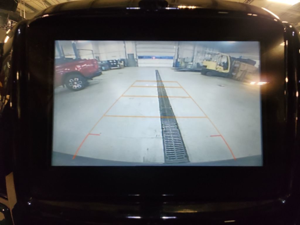 Certified 2019 Chevrolet Traverse LT w/ LPO, Floor Liner Package AWD/4WD image 20