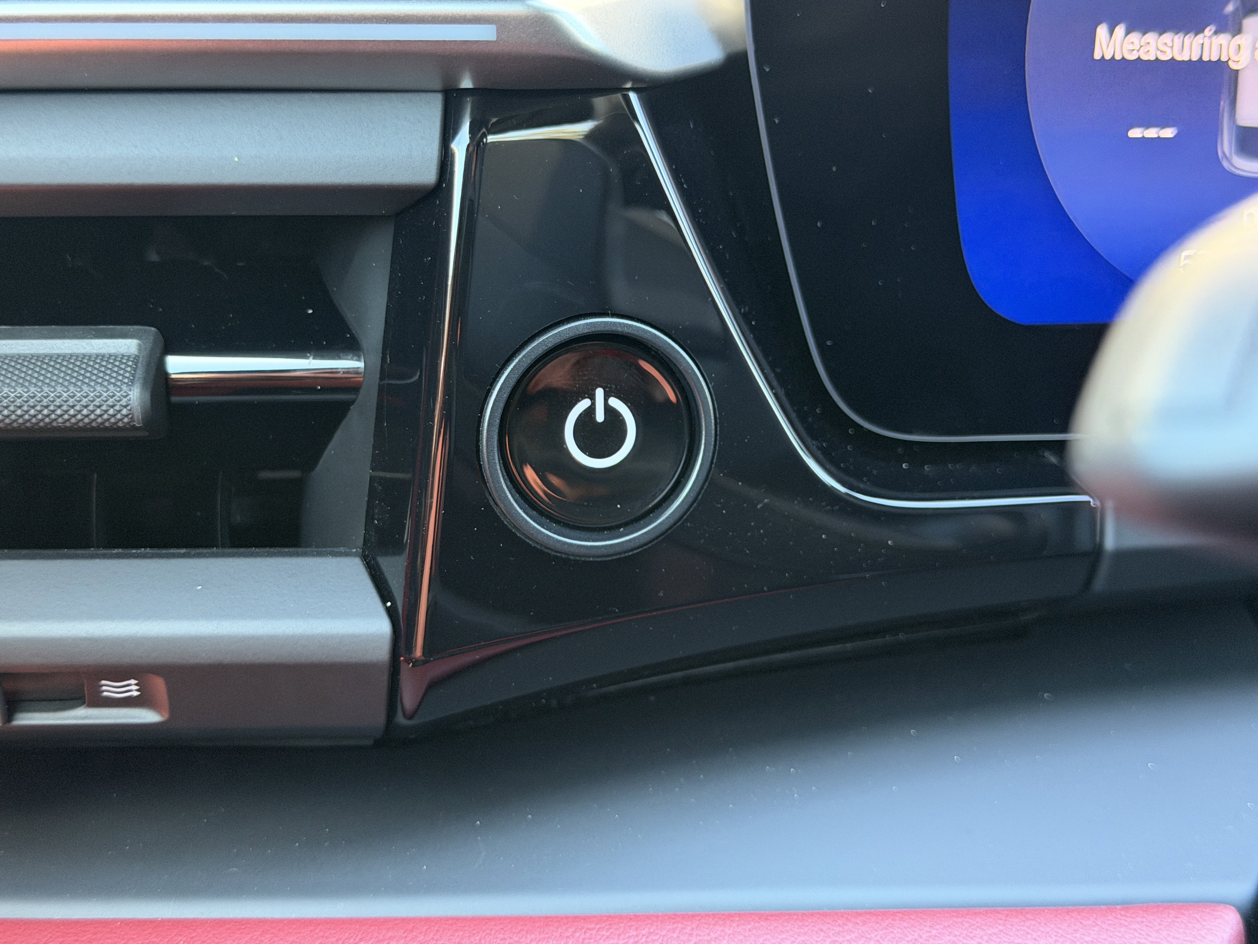 New 2026 Porsche Macan Electric image 29