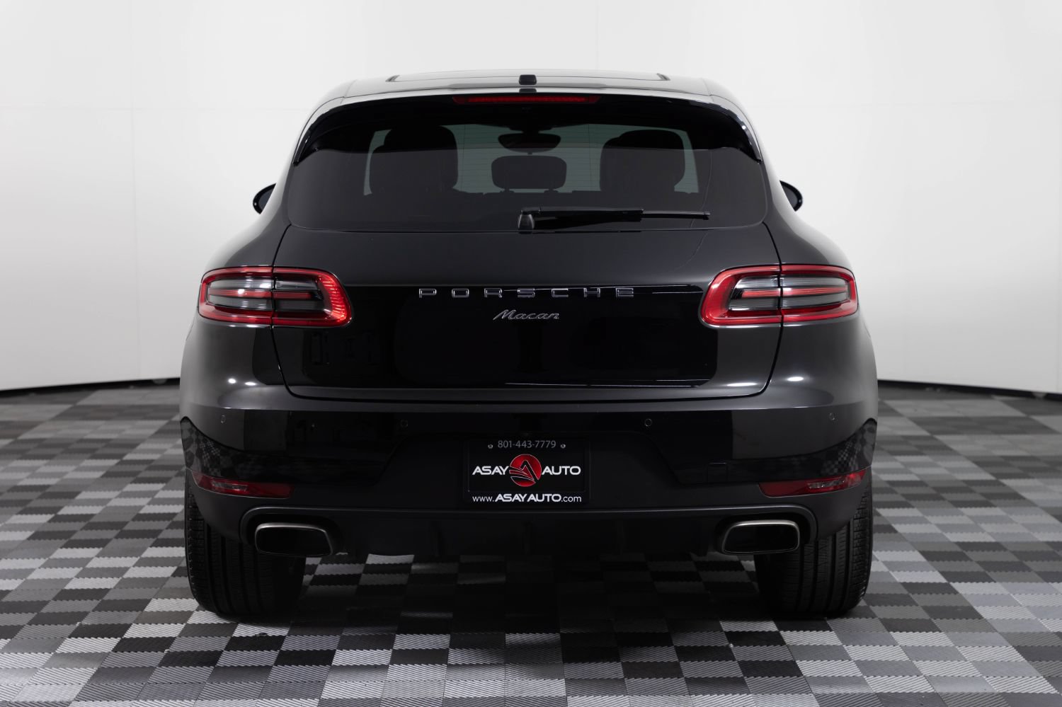 Used 2017 Porsche Macan AWD/4WD image 6