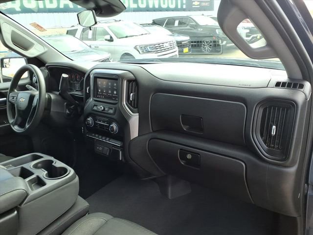 Used 2023 Chevrolet Silverado 1500 Custom image 17