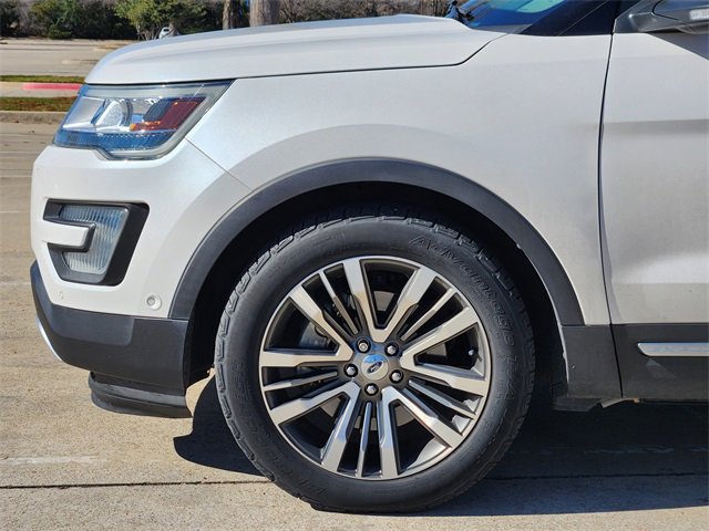 Used 2016 Ford Explorer Platinum image 8
