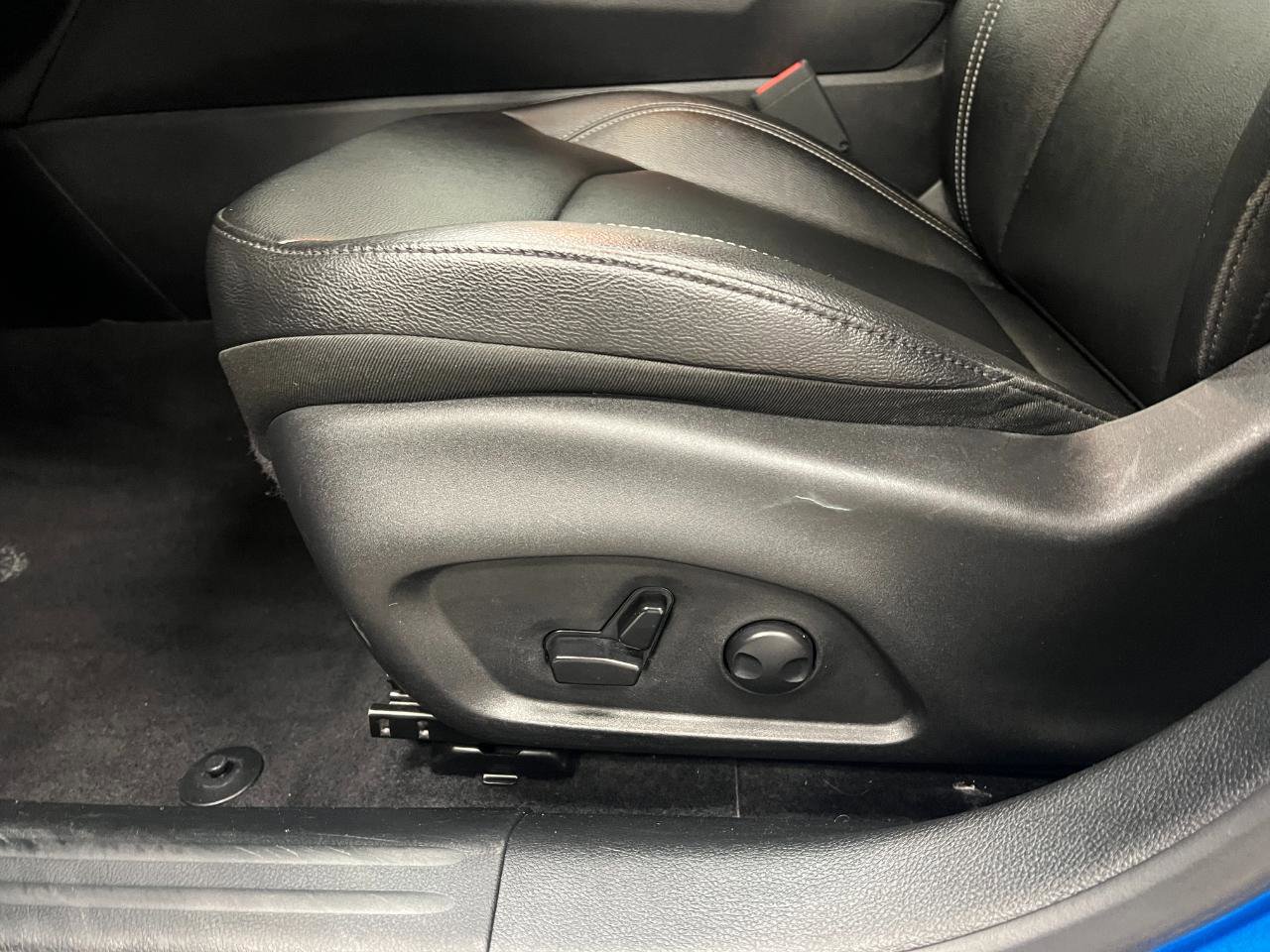 Used 2025 Jeep Compass Limited AWD/4WD image 21