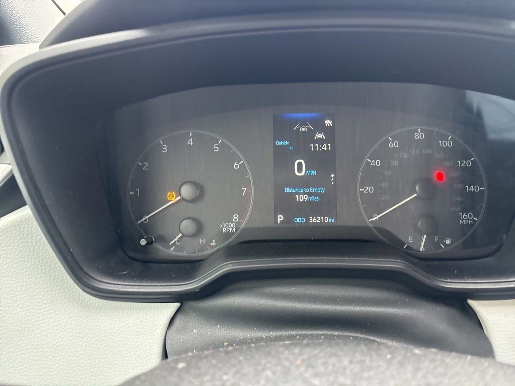 Used 2024 Toyota Corolla SE image 14
