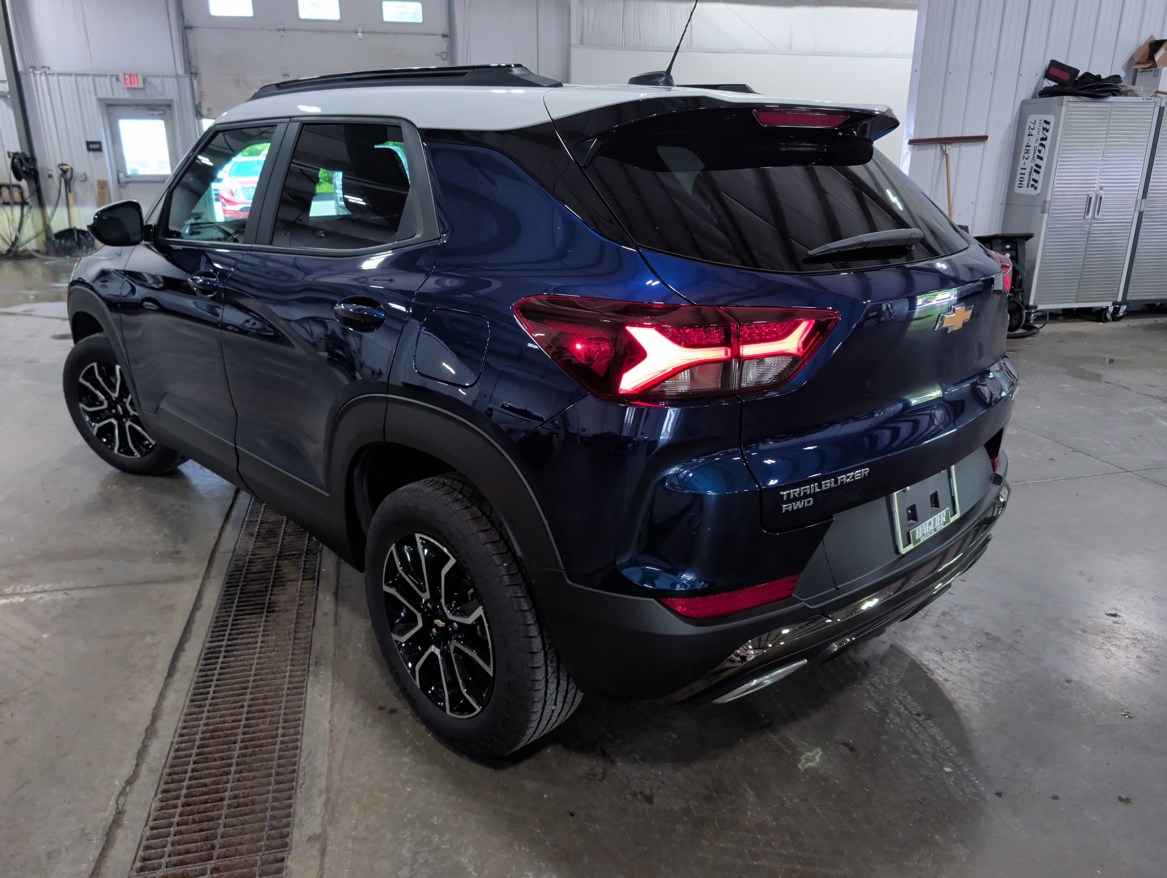 Used 2023 Chevrolet TrailBlazer ACTIV w/ Sun and Liftgate Package AWD/4WD image 4