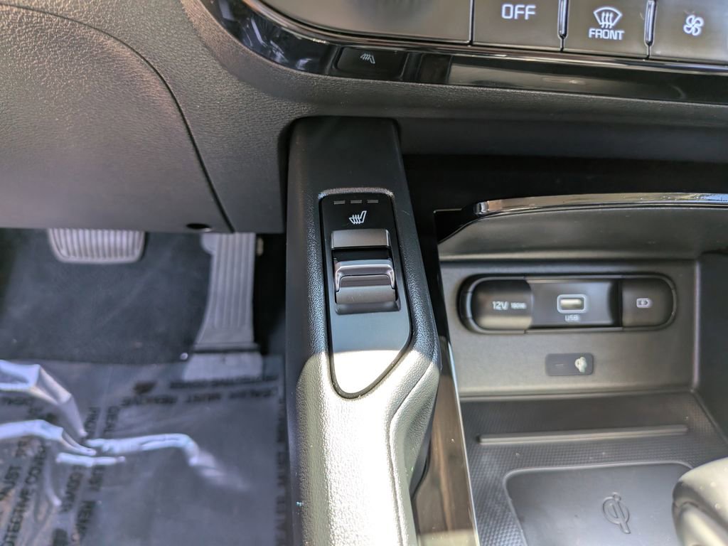 Used 2022 Kia Telluride S FWD image 27