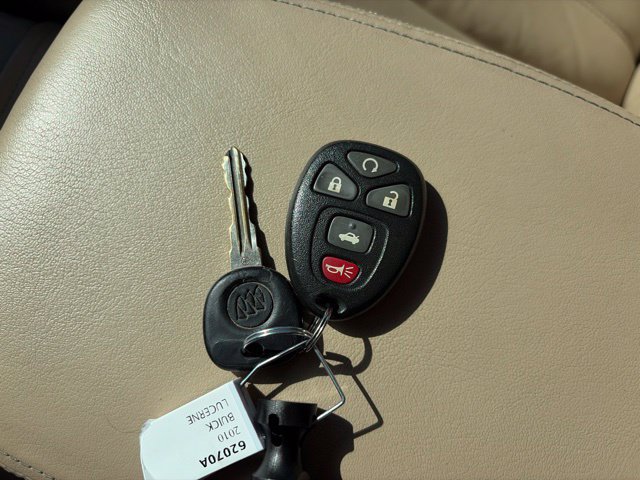 Used 2010 Buick Lucerne CXL w/ Driver Confidence Package FWD image 57