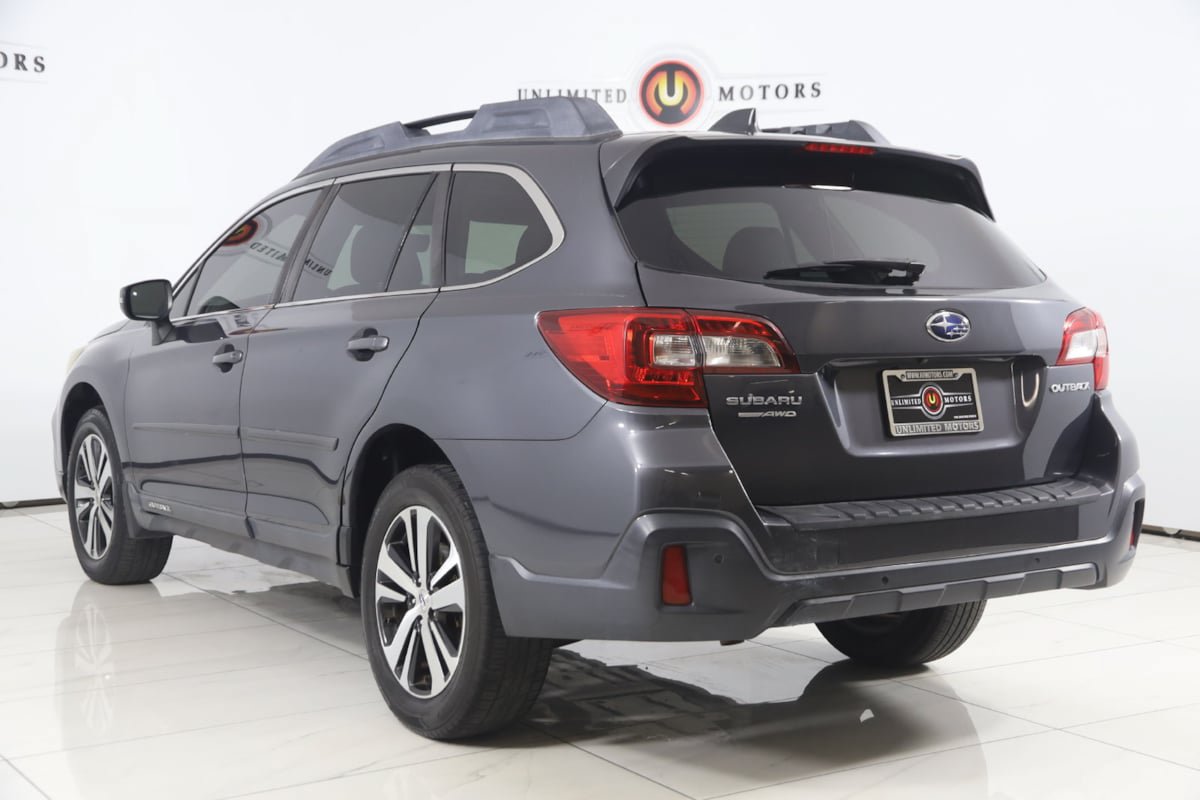 Used 2019 Subaru Outback 2.5i Limited AWD/4WD image 4