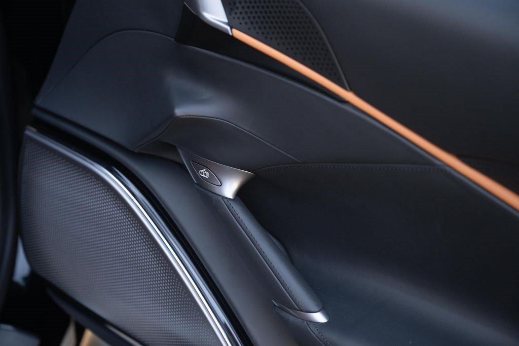 Used 2025 Ferrari Roma Spider RWD image 55