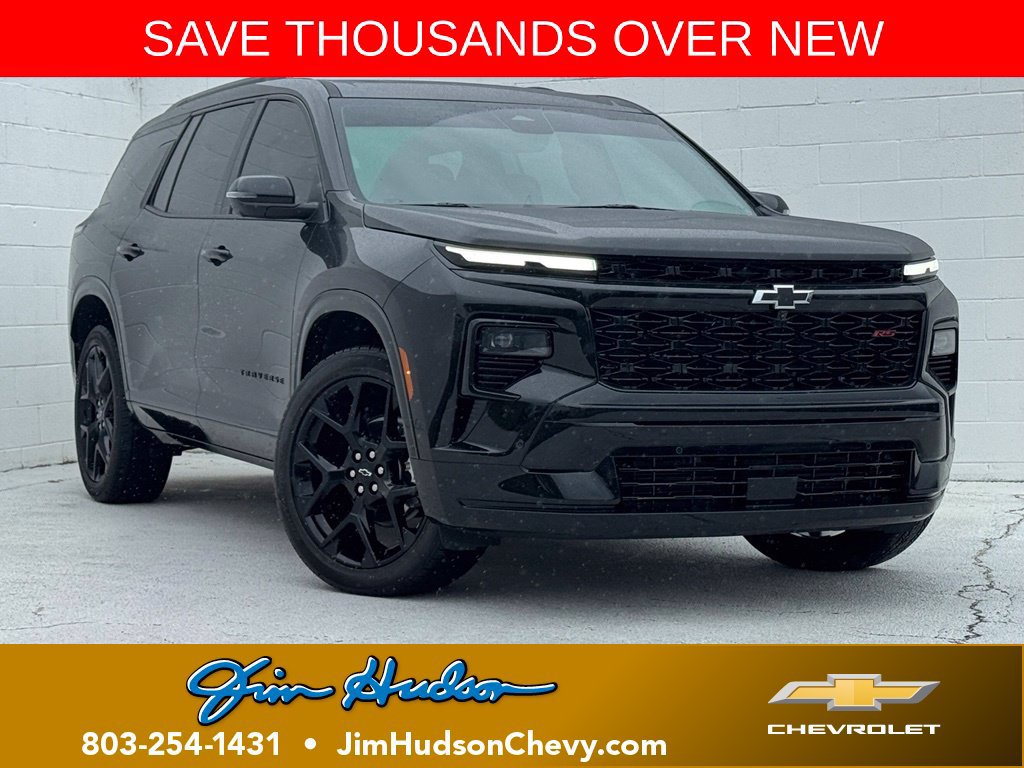 Used 2025 Chevrolet Traverse RS AWD/4WD image 1