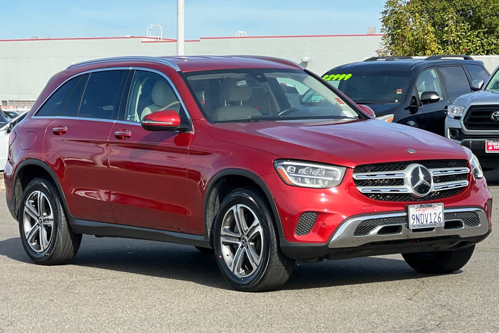Used 2021 Mercedes-Benz GLC 300 4MATIC image 5