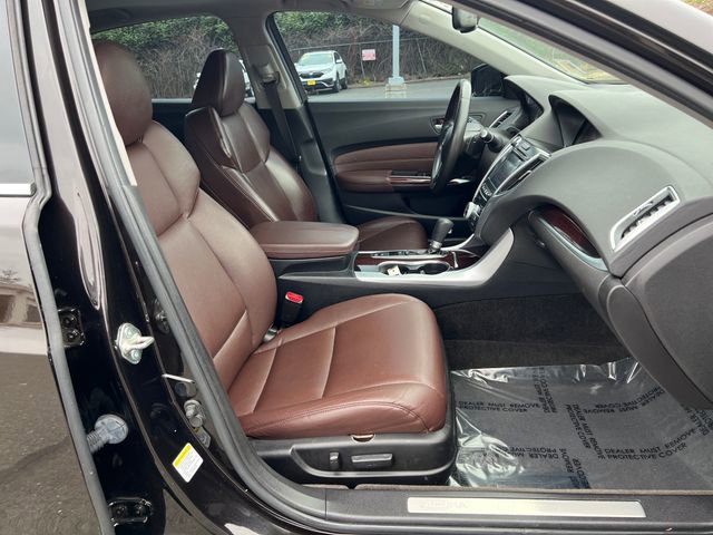 Used 2015 Acura TLX FWD image 9