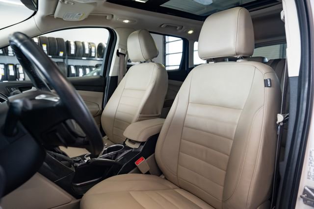 Used 2014 Ford Escape Titanium w/ Equipment Group 401A image 22