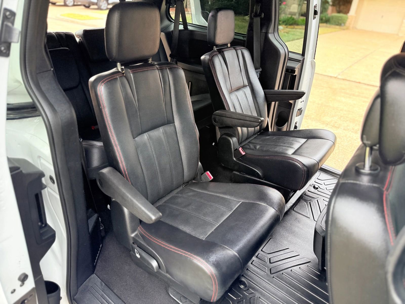 Used 2019 Dodge Grand Caravan GT image 10