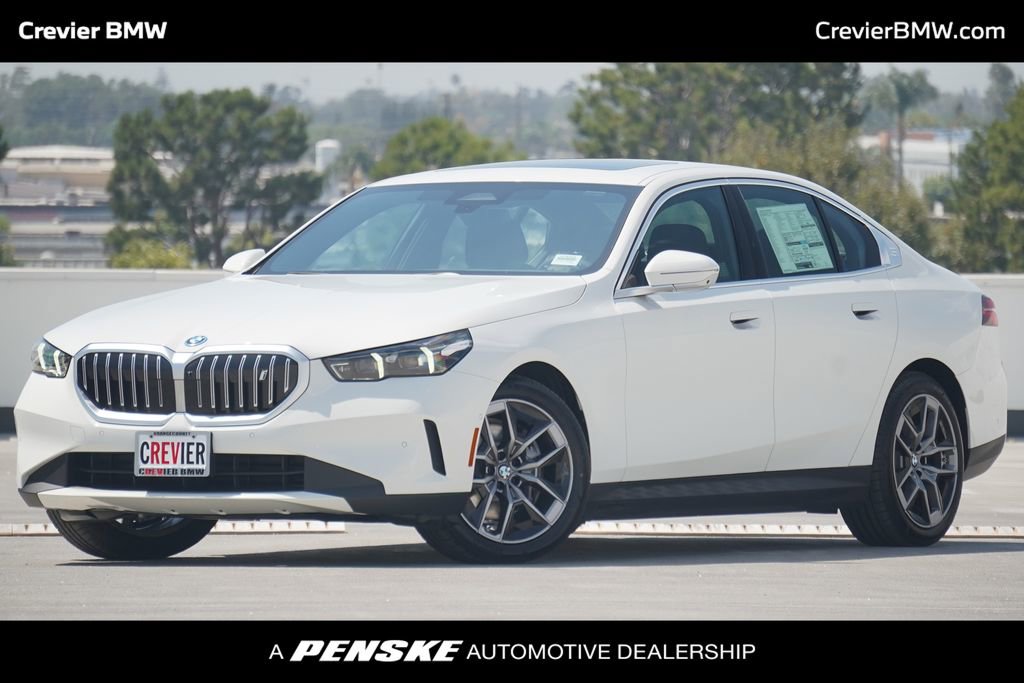 New 2026 BMW i5 eDrive40 w/ Premium Package