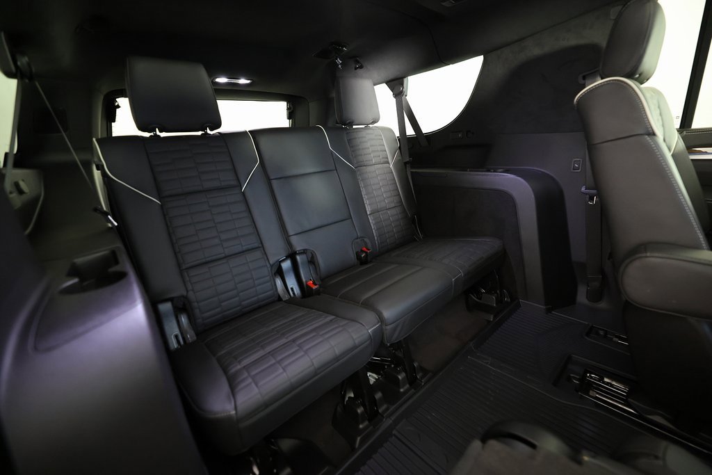 Used 2026 Cadillac Escalade ESV Platinum Luxury w/ LPO, Floor Liner Package image 12