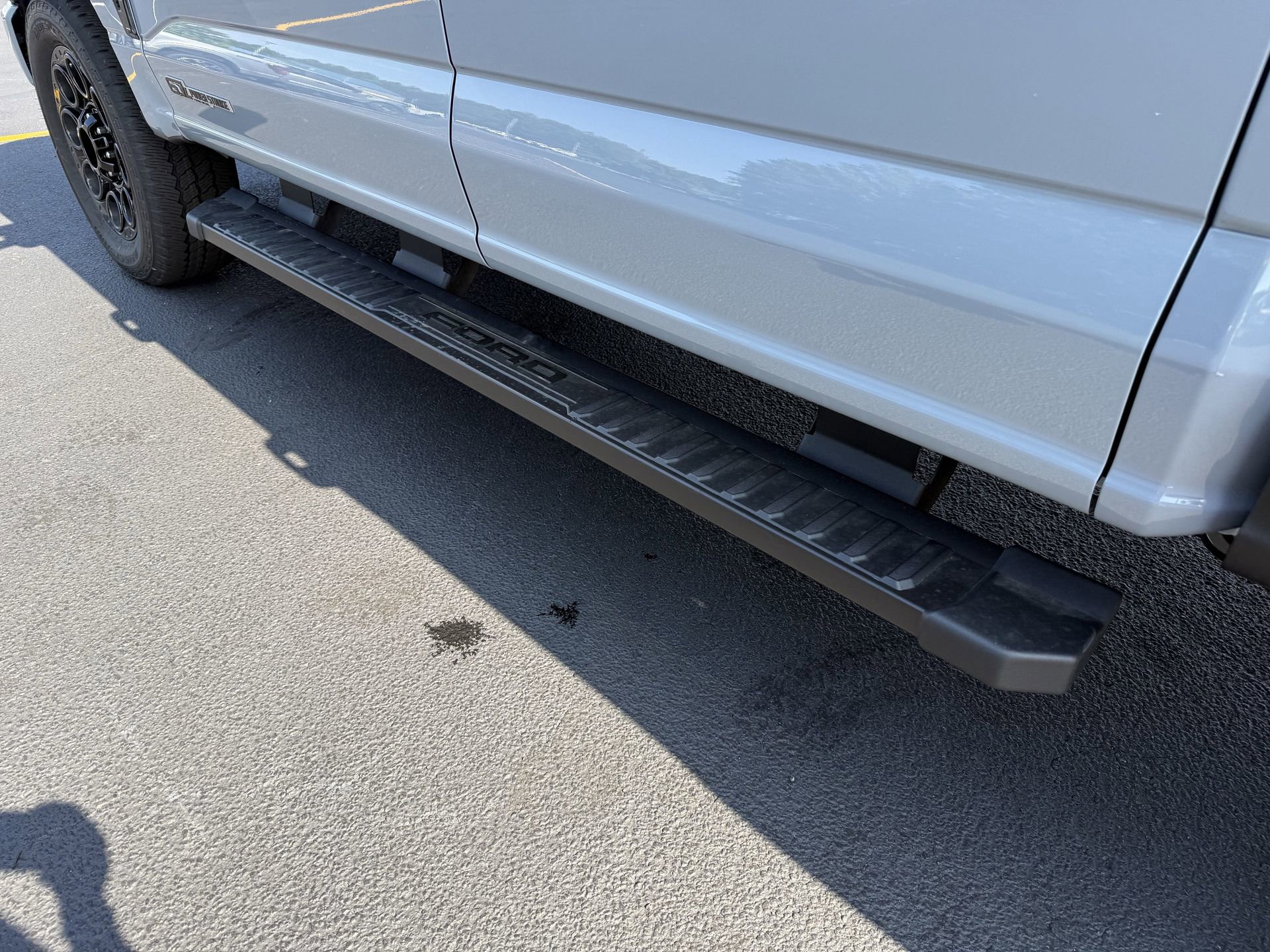 New 2025 Ford F250 Lariat w/ Lariat Ultimate Package image 24