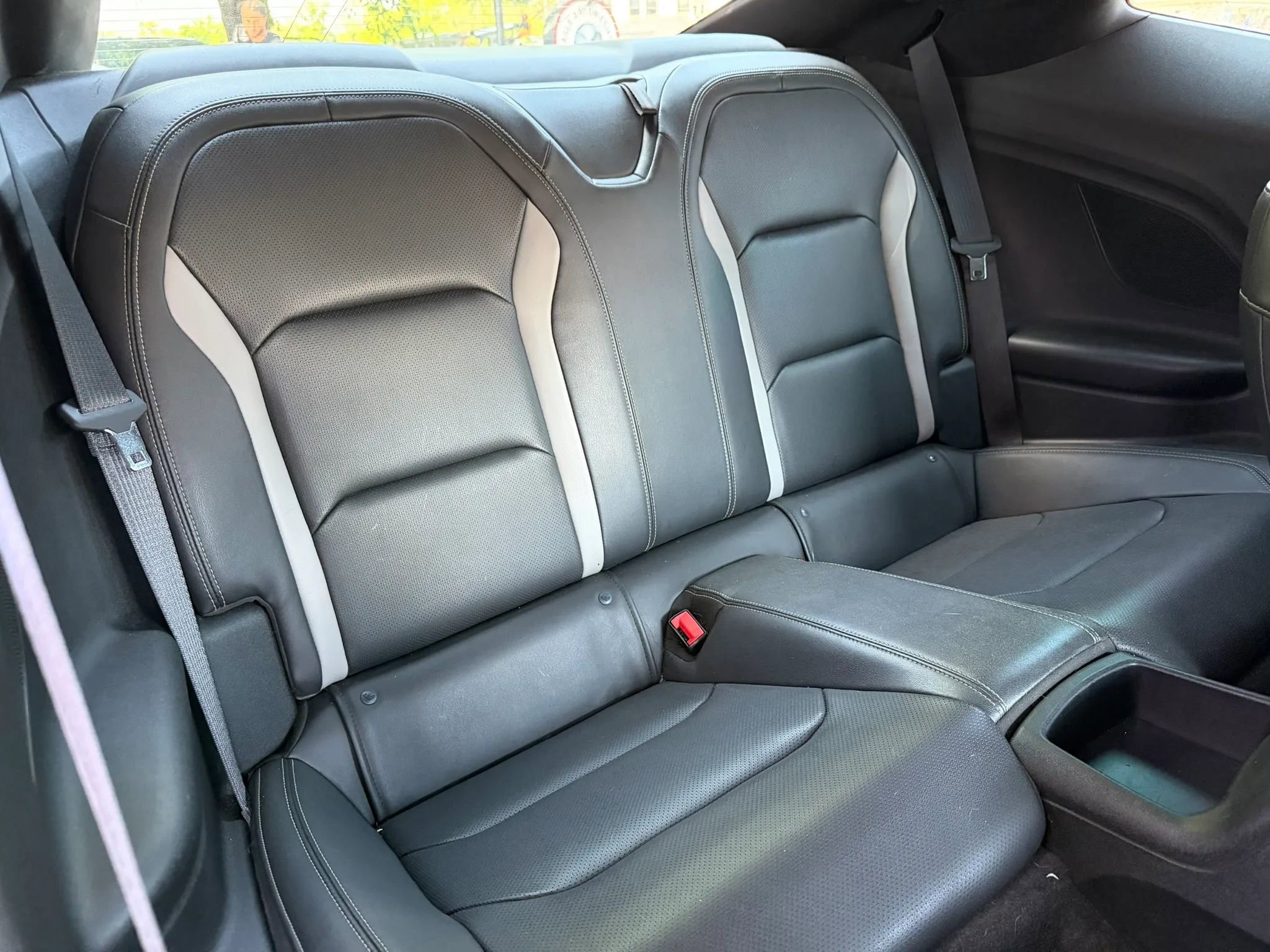 Used 2019 Chevrolet Camaro SS w/ Black Appearance Package RWD image 14