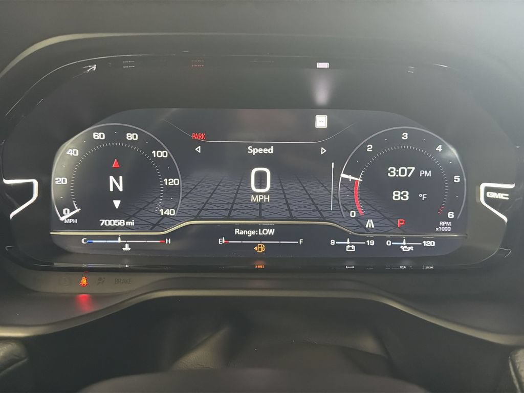 Used 2022 GMC Yukon Denali RWD image 11