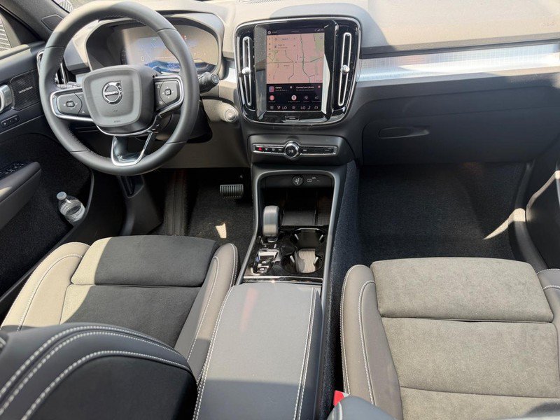 New 2026 Volvo XC40 B5 Ultra w/ Climate Package AWD/4WD image 5