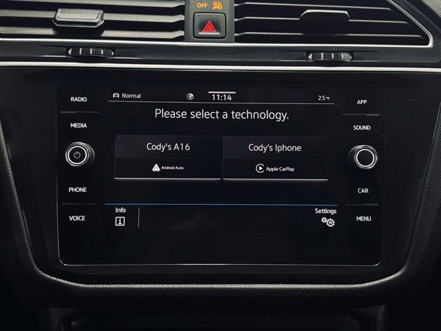 Used 2024 Volkswagen Tiguan SE image 32