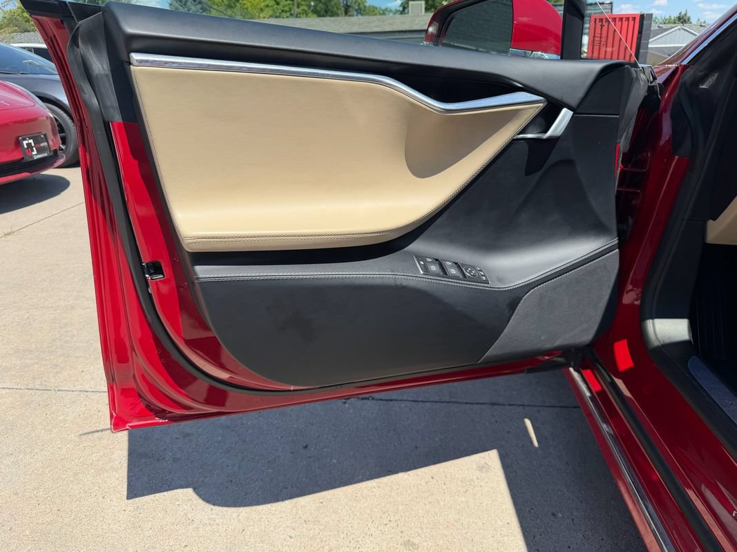 Used 2016 Tesla Model S 90D AWD/4WD image 21