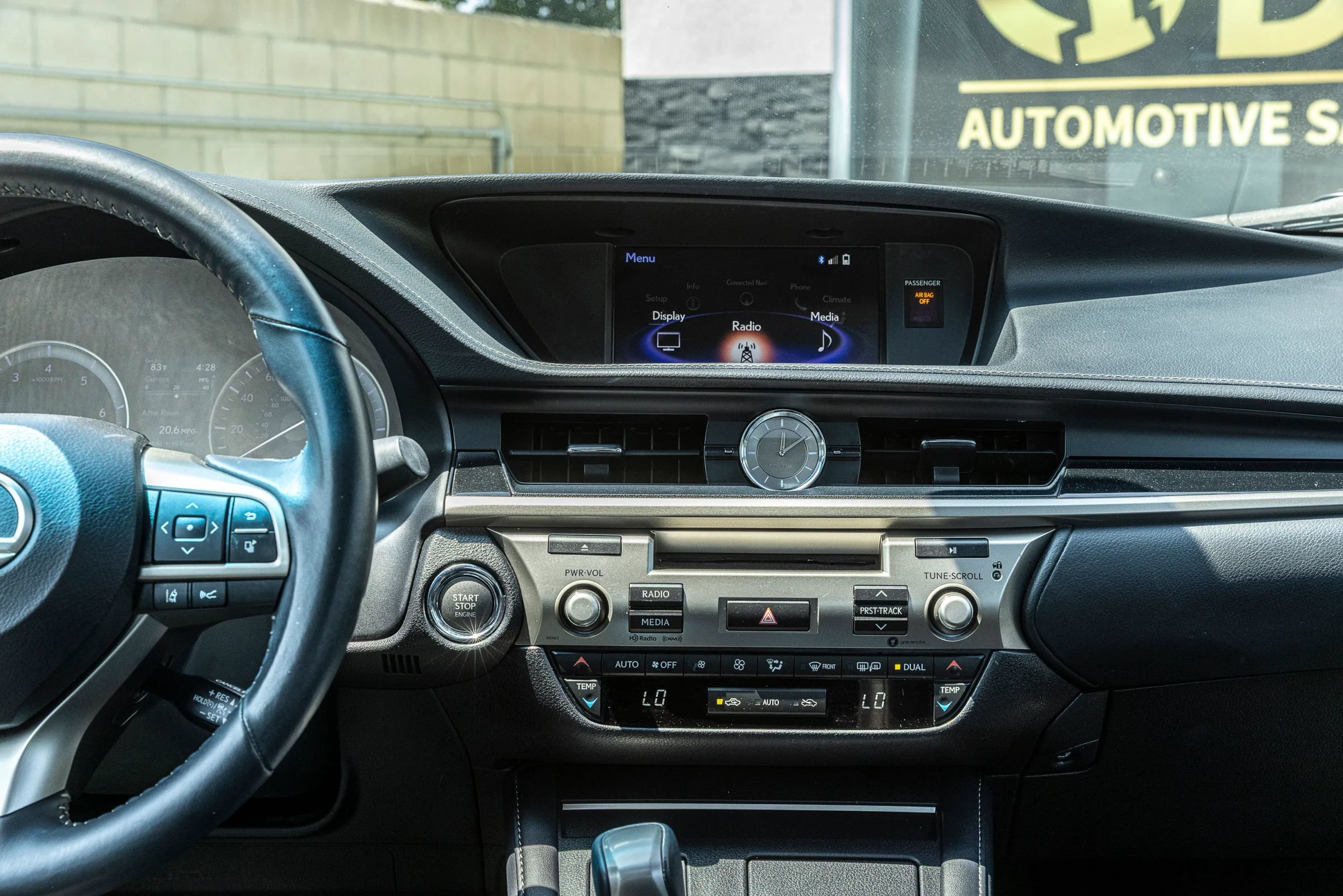 Used 2017 Lexus ES 350 w/ Accessory Package 2 FWD image 29