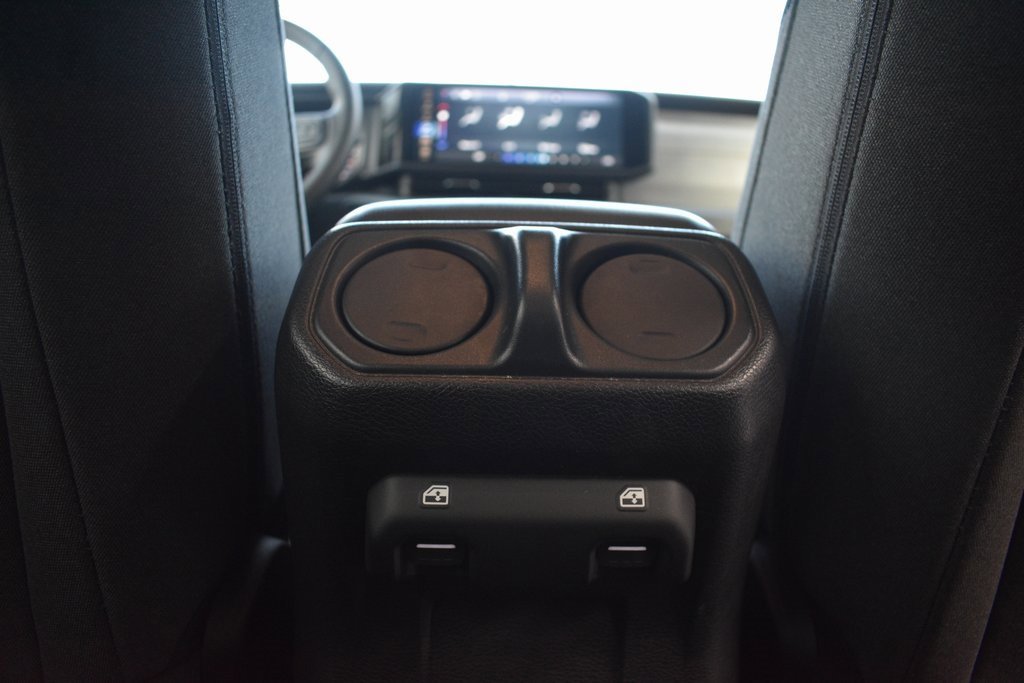 Used 2025 Jeep Wrangler Sport S image 31